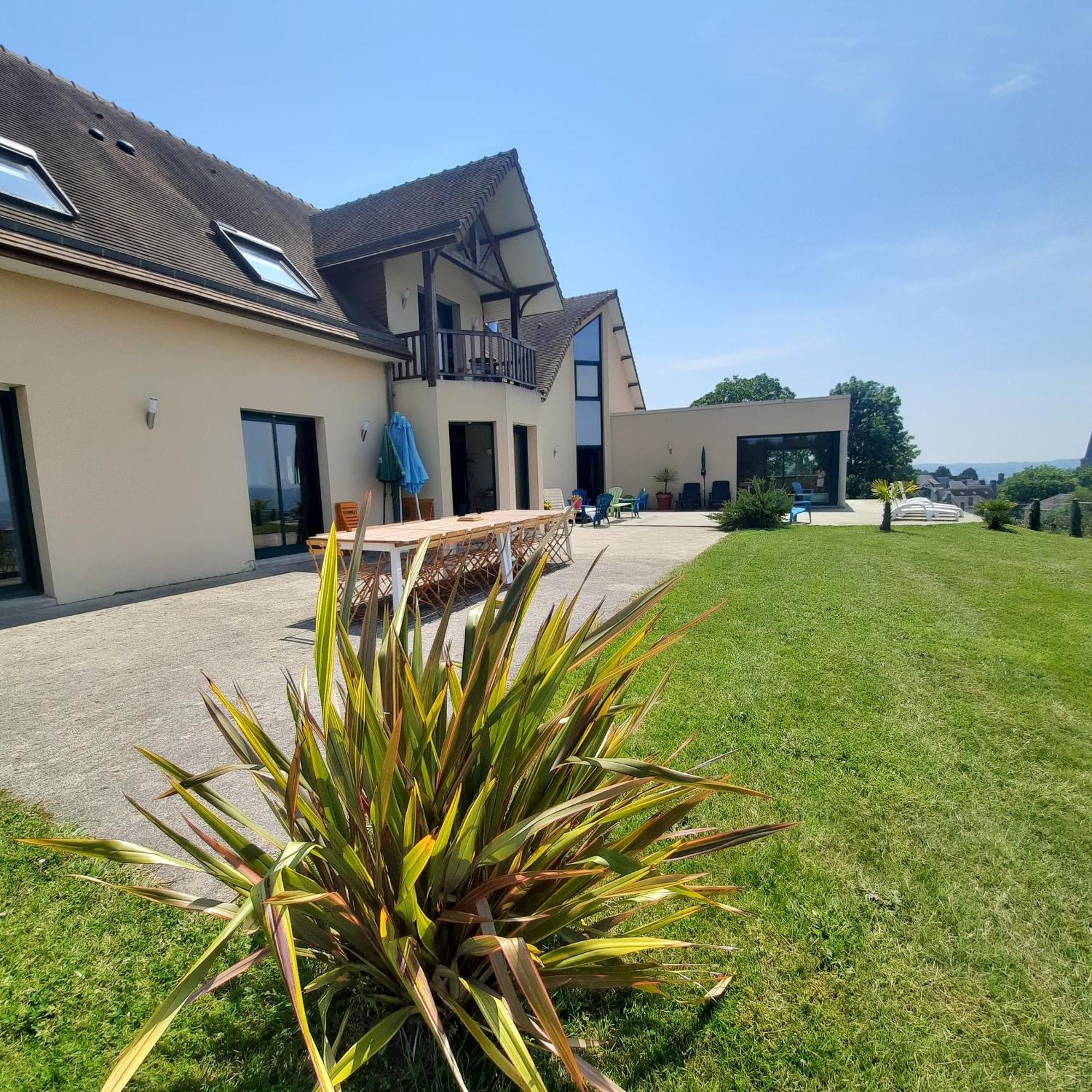 Magnifique Villa Avec Piscine Interieure Saint-Pois Extérieur photo