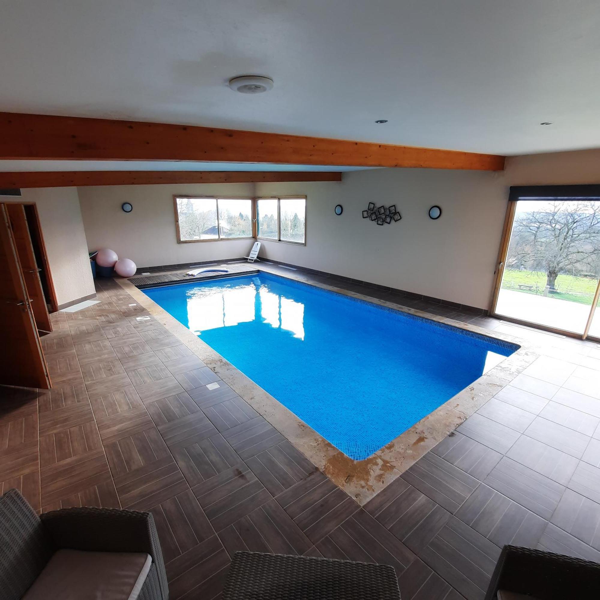 Magnifique Villa Avec Piscine Interieure Saint-Pois Extérieur photo